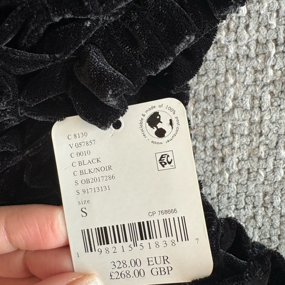 Free People Black Velvet Two-Piece Set Size Small OB207286 brand new - Picture 2 of 16